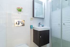 NHE Machne Yehuda Apartments