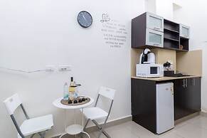 NHE Machne Yehuda Apartments