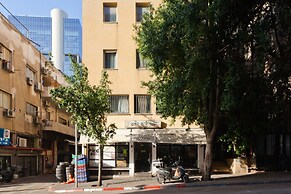 NHE Rothschild Apartments