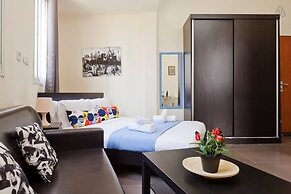 NHE Rothschild Apartments