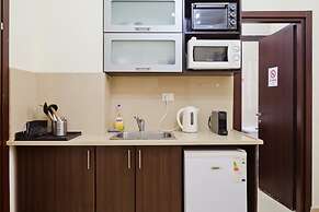 NHE Rothschild's Corner