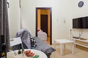 NHE Rothschild's Corner