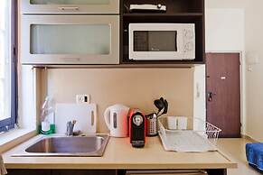 NHE Rothschild's Corner