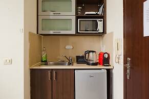 NHE Rothschild's Corner