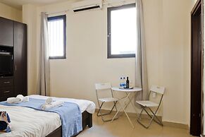 NHE Rothschild's Corner