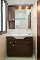 NHE Rothschild's Corner