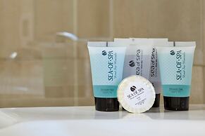 NHE Rothschild Allenby Apartments