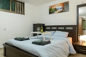 NHE Perfectly Located Apartment TLV
