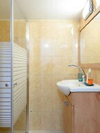 NHE Perfectly Located Apartment TLV