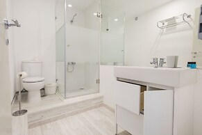 Traditional Duplex Terrace Principe Real