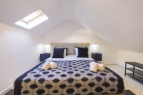 Traditional Duplex Terrace Principe Real