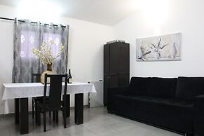 The Rashbi studio apartments