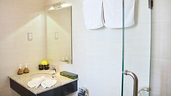 Ronal Hotel