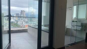 Ronal Hotel
