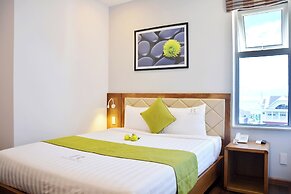 Ronal Hotel