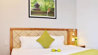 Ronal Hotel