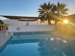 Miracle Manor Boutique Hotel & Spa