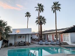 Miracle Manor Boutique Hotel & Spa