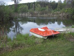 BMI Bed & Breakfast and Oasis