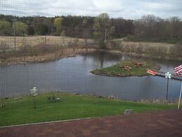 BMI Bed & Breakfast and Oasis