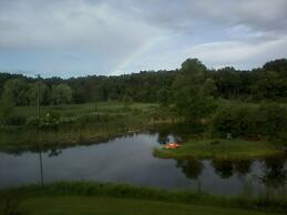 BMI Bed & Breakfast and Oasis