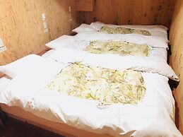 Guest House Otaru WANOKAZE - Hostel