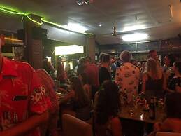 Nana Backpacker Hostel