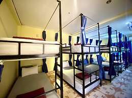 Nana Backpacker Hostel