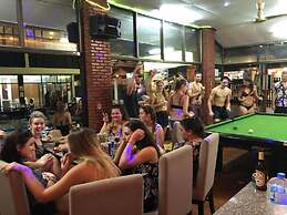 Nana Backpacker Hostel