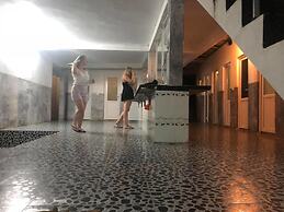 Nana Backpacker Hostel