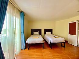 Nana Backpacker Hostel