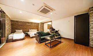 Bundang Regency Hotel