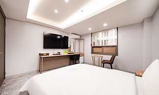 Bundang Regency Hotel