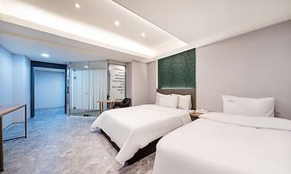 Bundang Regency Hotel