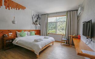 Bajie Youth Hostel National Forest Park