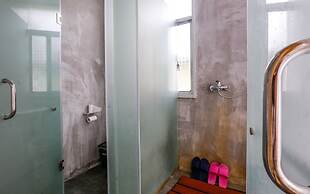 Bajie Youth Hostel National Forest Park