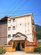 Bajie Youth Hostel National Forest Park