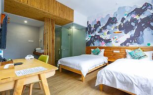 Bajie Youth Hostel National Forest Park