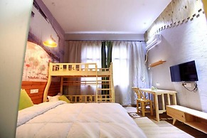 Bajie Youth Hostel National Forest Park