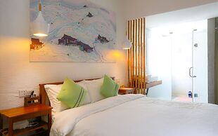 Bajie Youth Hostel National Forest Park