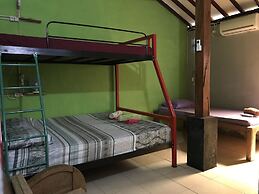 Arjuna Garden Homestay - Hostel