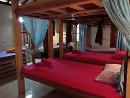 Arjuna Garden Homestay - Hostel