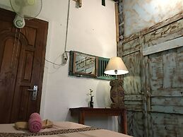 Arjuna Garden Homestay - Hostel
