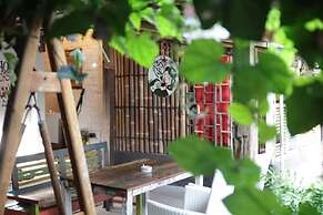 Arjuna Garden Homestay - Hostel