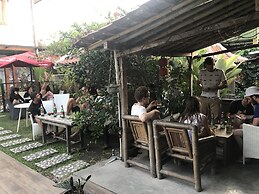 Arjuna Garden Homestay - Hostel