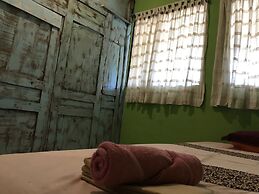 Arjuna Garden Homestay - Hostel