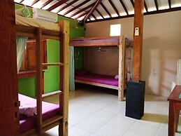 Arjuna Garden Homestay - Hostel