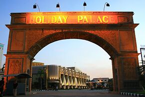 Holiday Palace