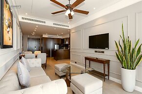 Johnny's Luxury Apartments