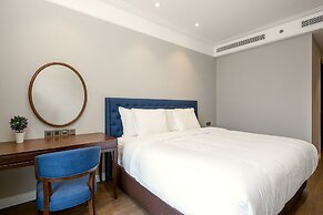 Johnny's Luxury Apartments